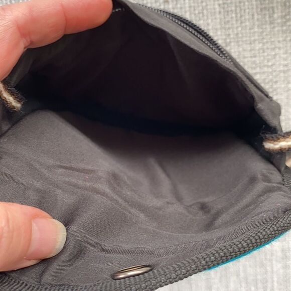 ‎Recuerdo de Copacabana, Bolivia Crossbody Bag - Picture 5 of 11